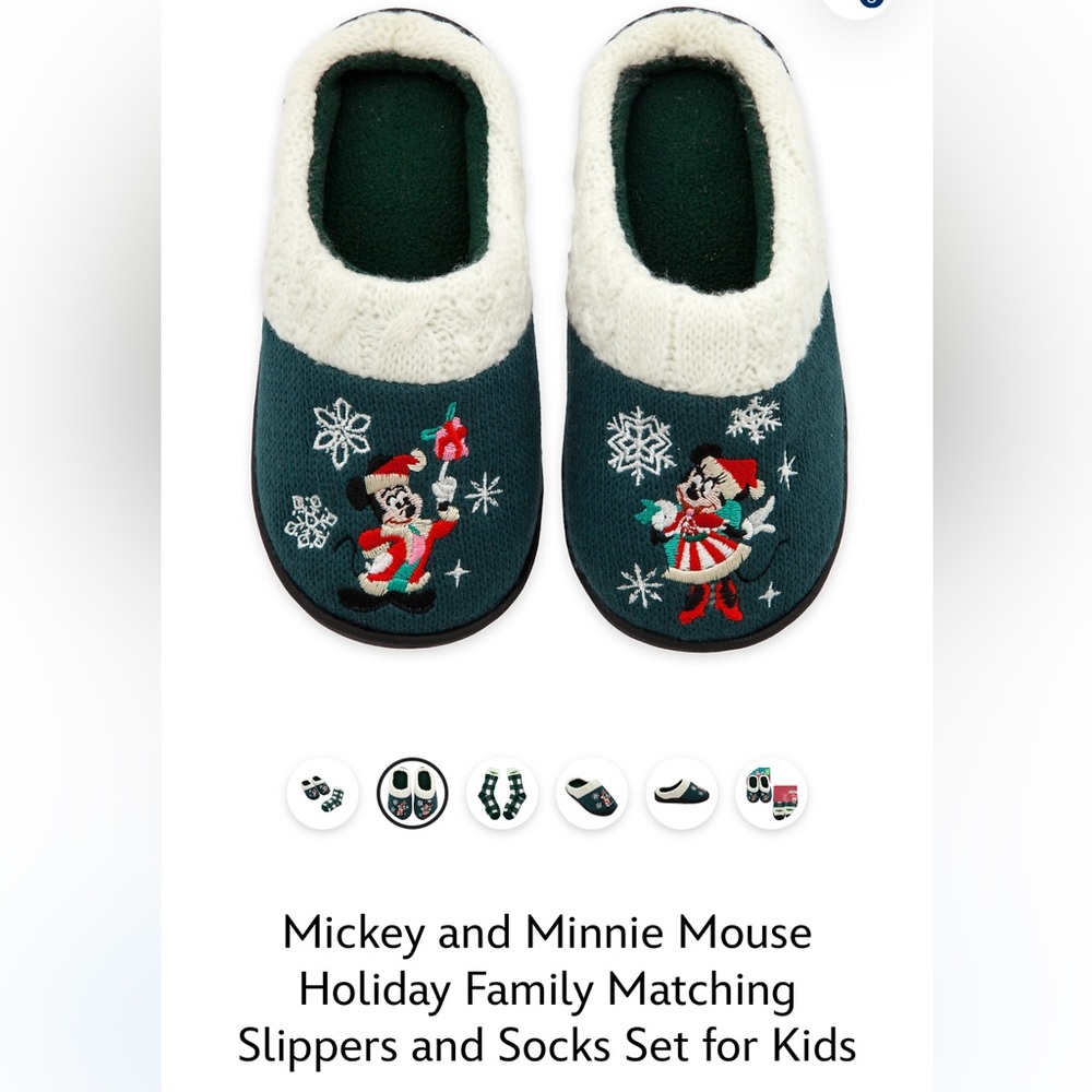 Mickey and Minnie Mouse🎄
Slippers & Socks Set for Kids SZ 7/8 ✨